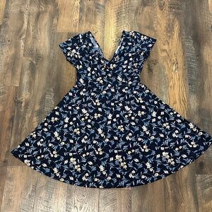 Kaileigh Navy Floral V-Neck Swing Dress